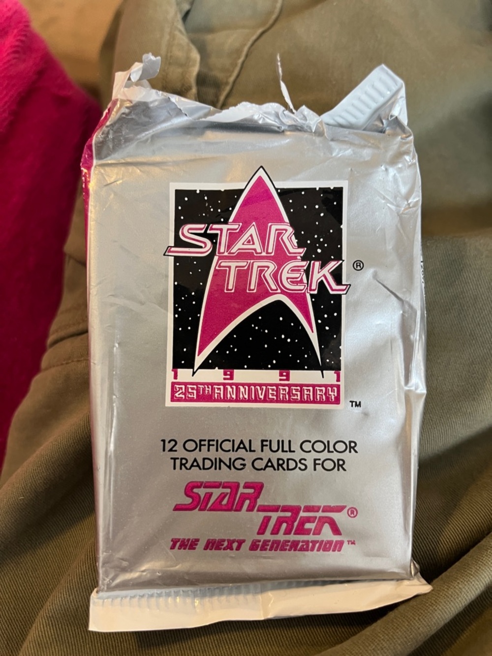 Star Trek 25th Anniversary Trading Card Pack - Silver & Pink